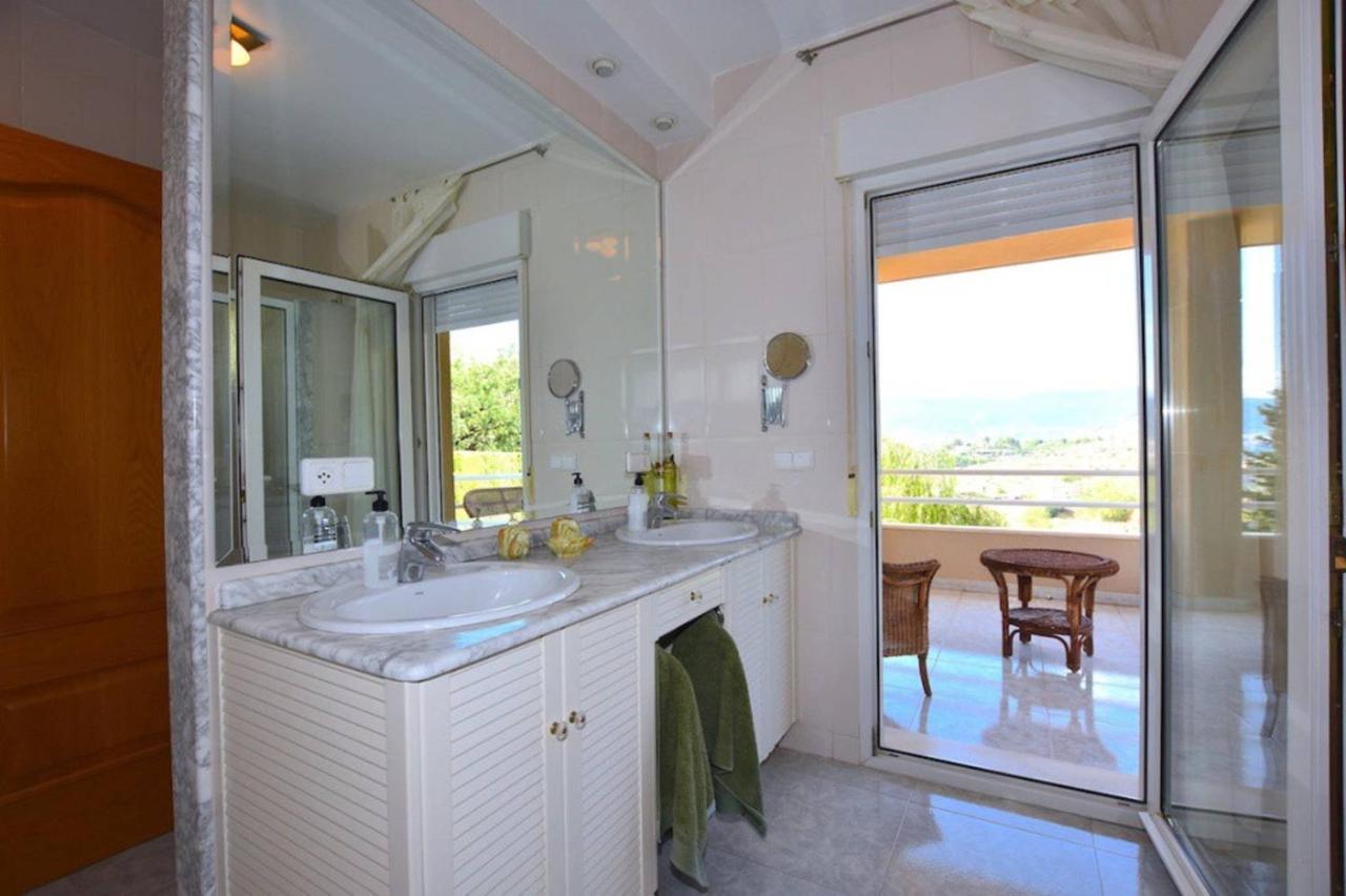 Villa Torreta Of Gormaig, House With Swimming Pool Esterno foto
